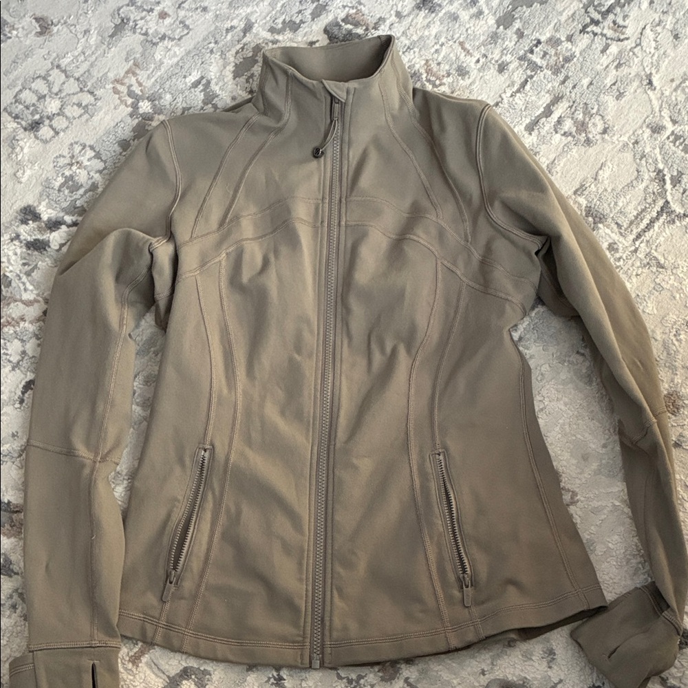 Lululemon Nulu olive Jacket